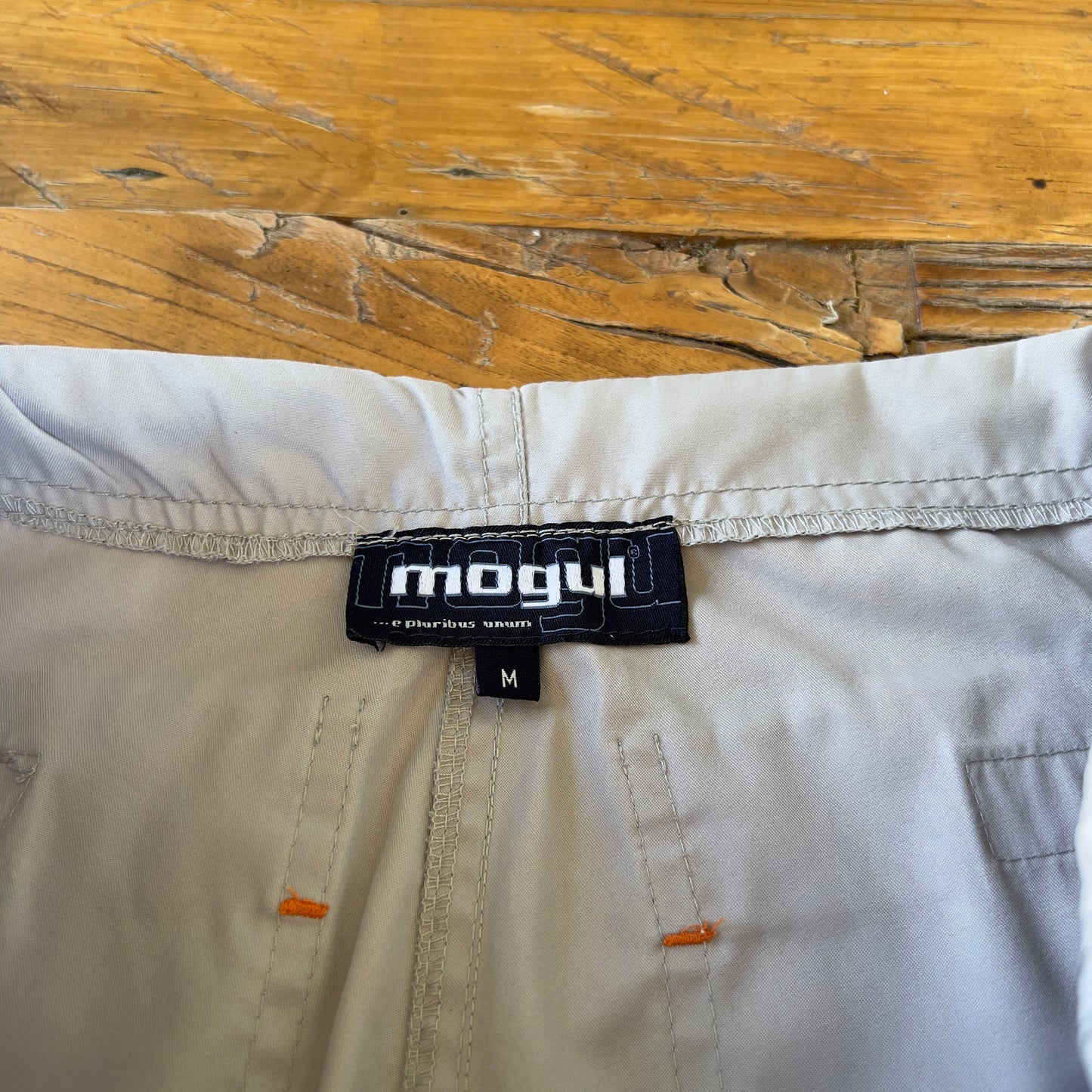 grey spray 3/4 pants