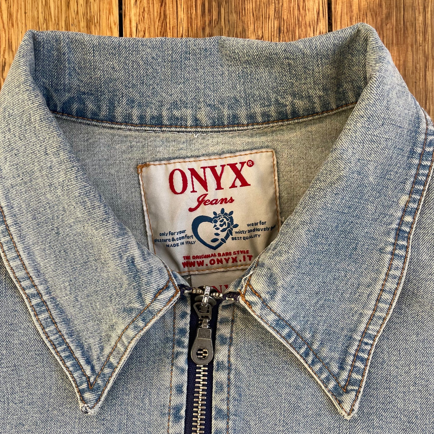 zip up denim jacket