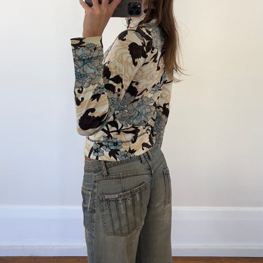 graphic zip up long sleeve