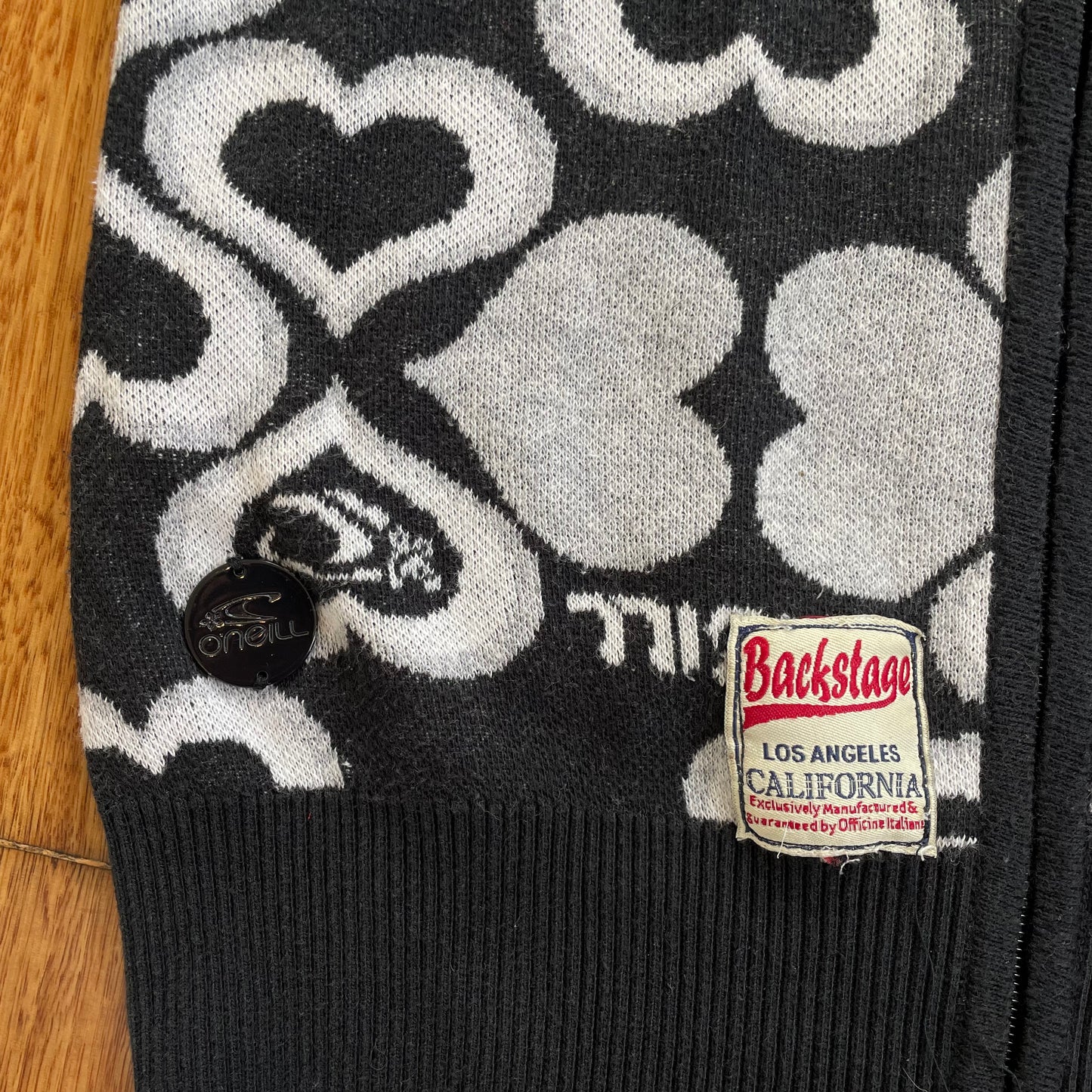 graphic zip up long sleeve