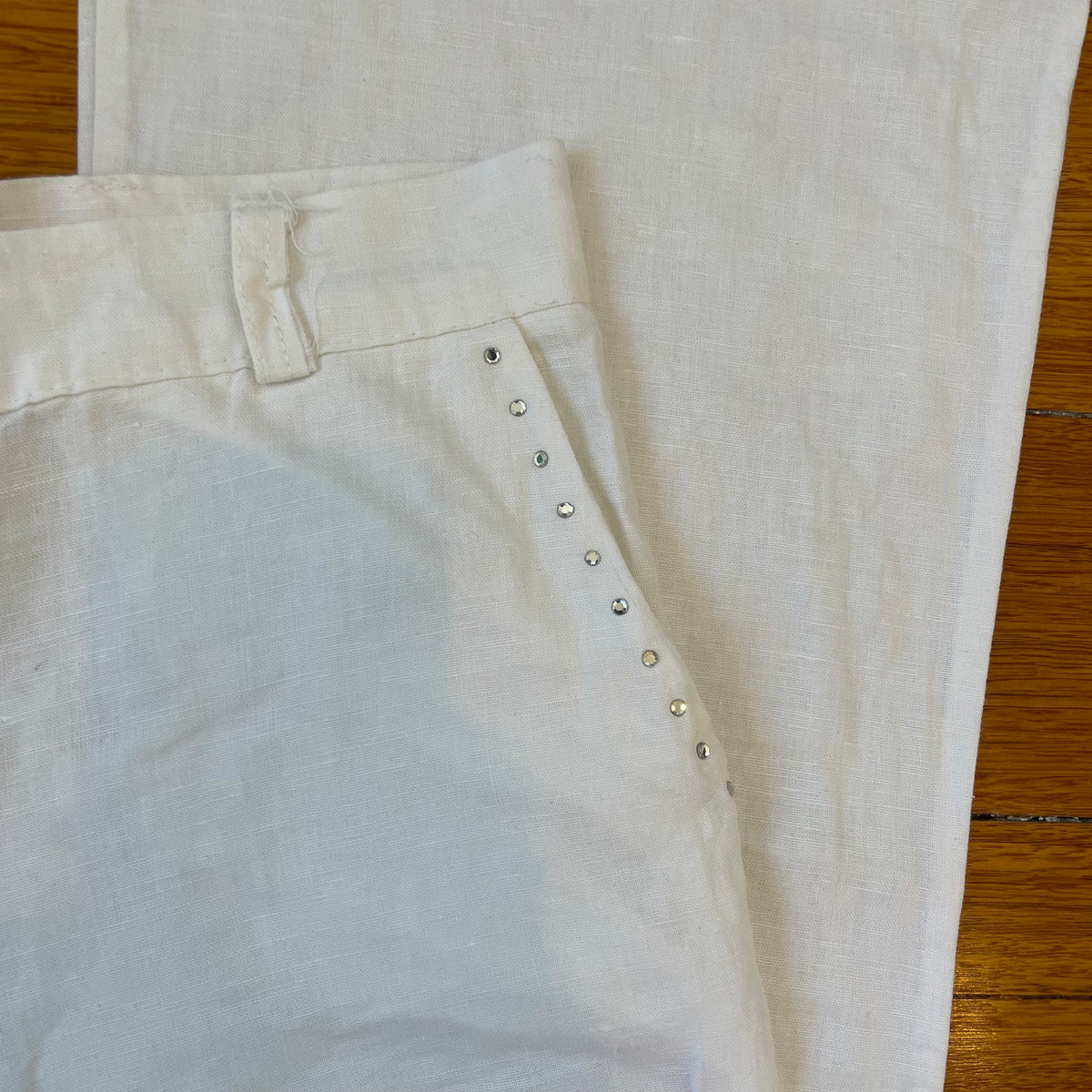 white linen pants