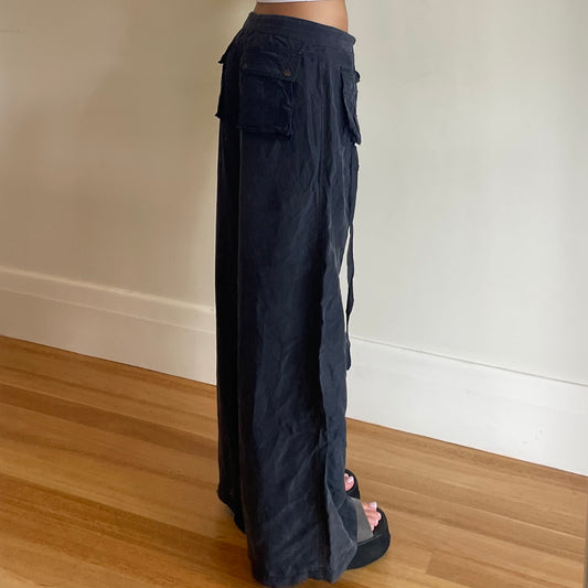 lightweight baggy pants