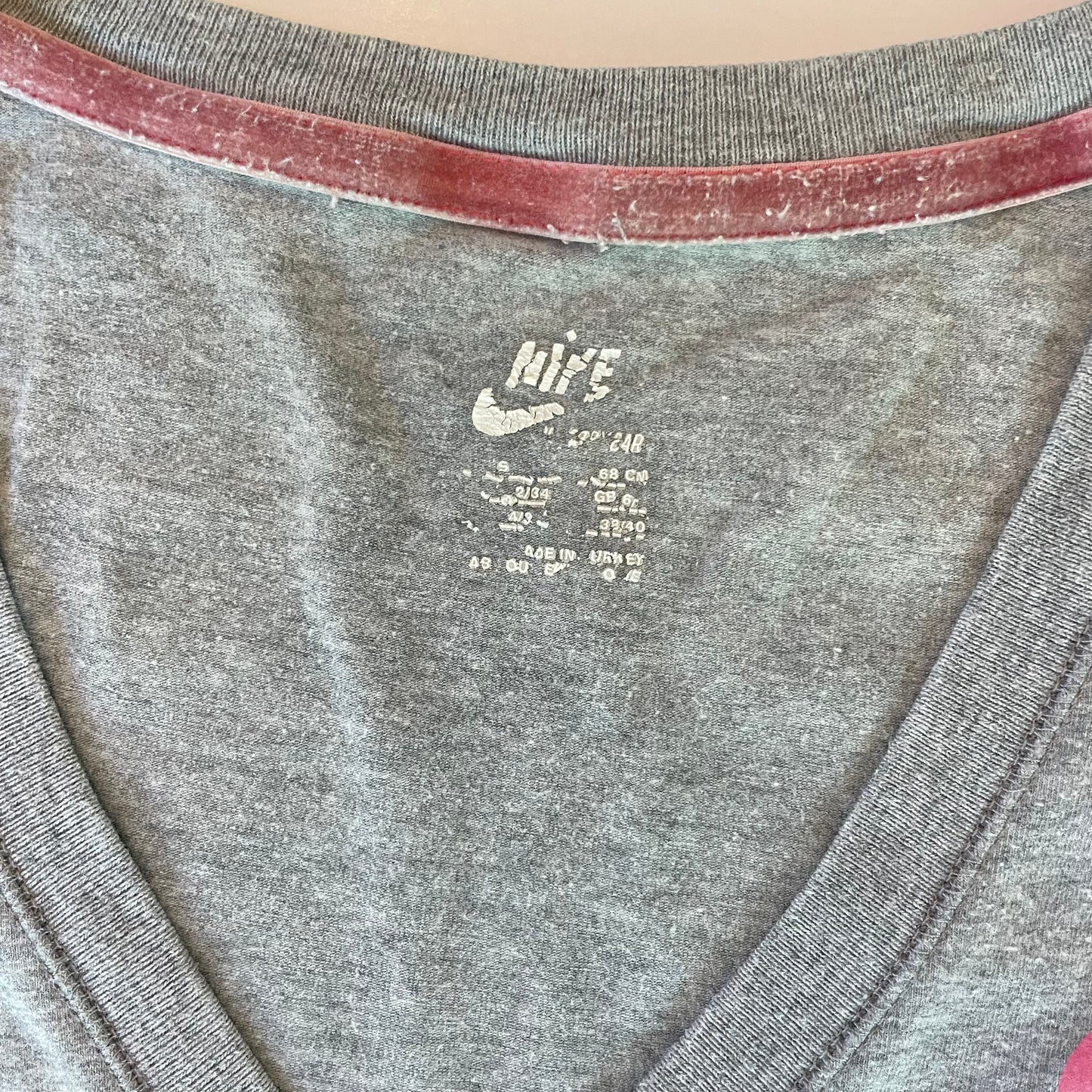 grey Nike tee