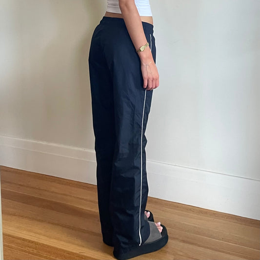 navy Nike spray/trackpants