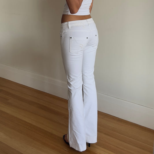 white denim jeans