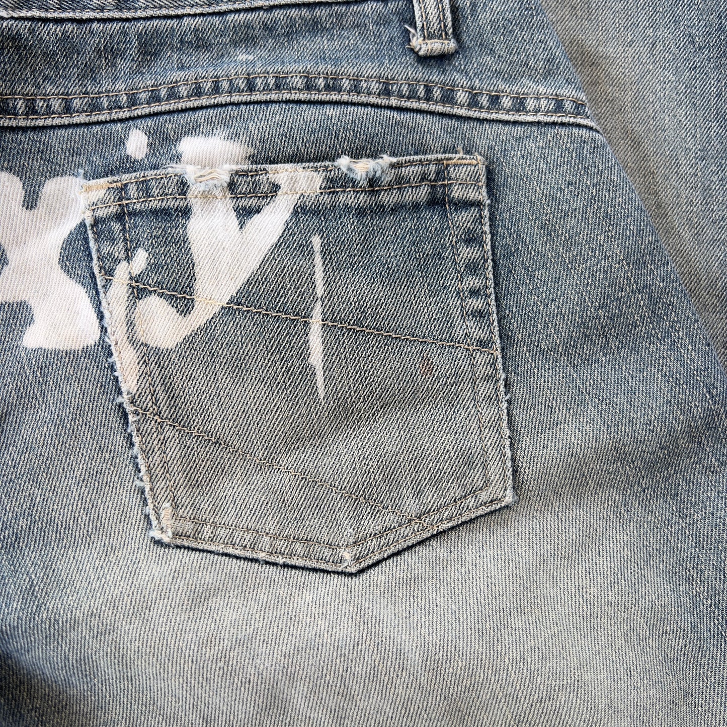 2000s low rise Roxy jeans