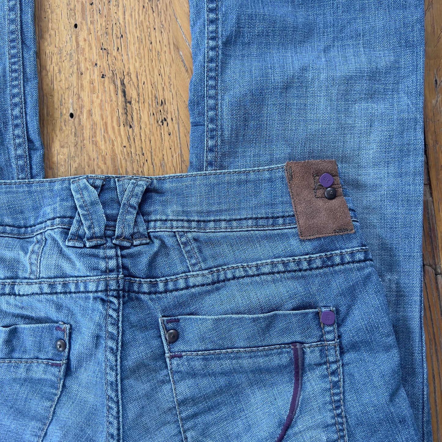 2000s low rise bootcut jeans