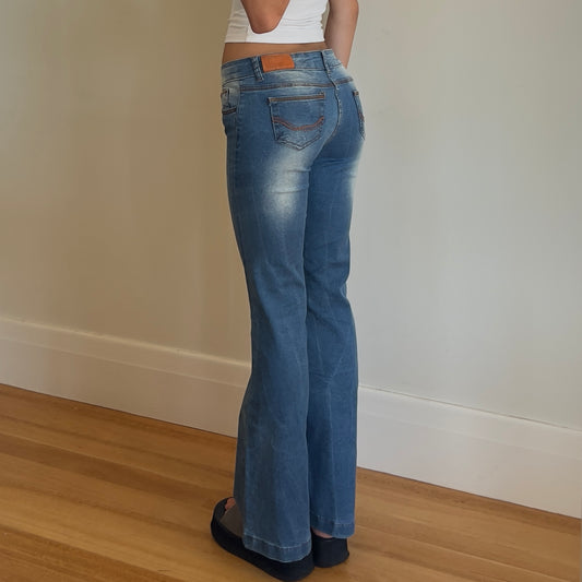 y2k low rise flared jeans