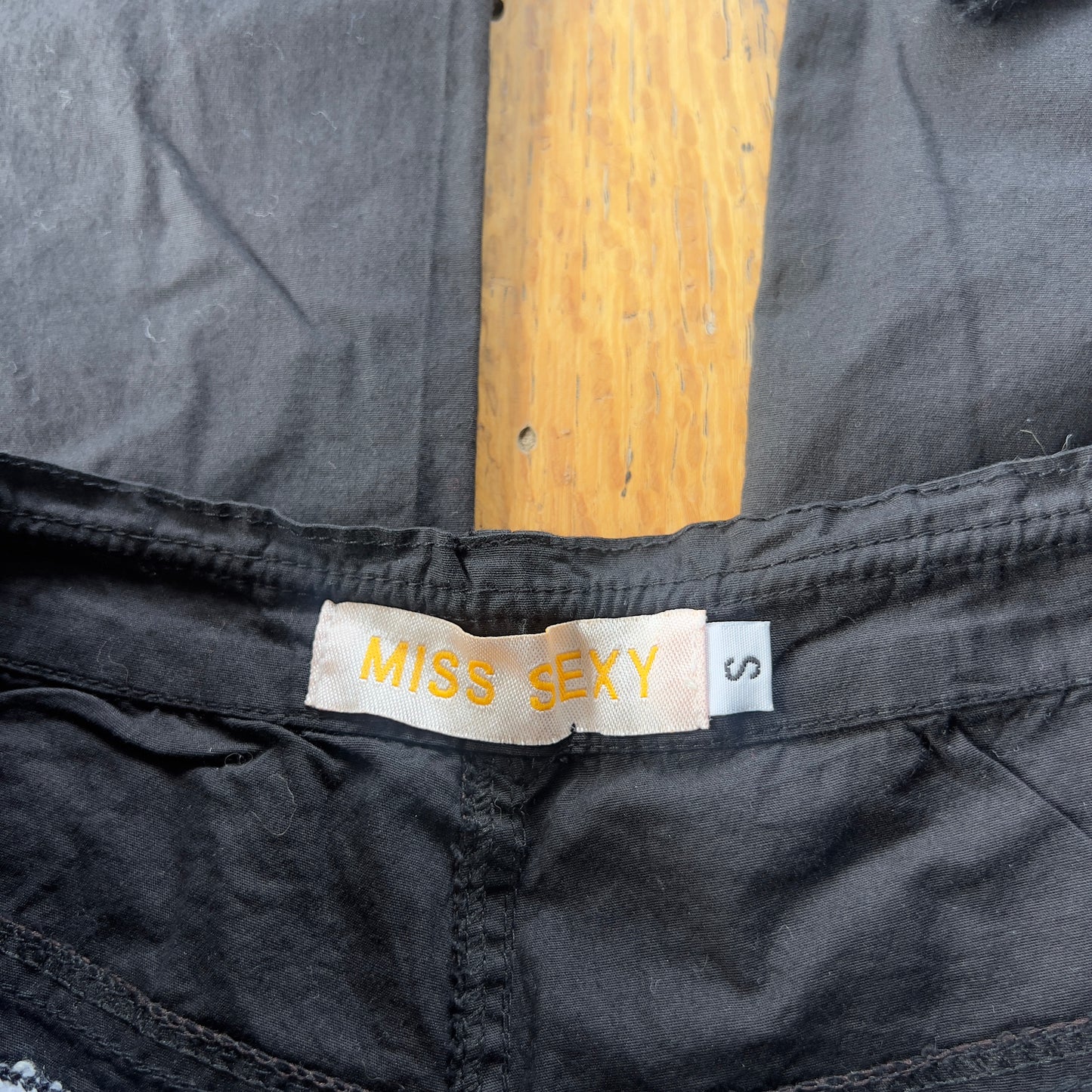 y2k black cargo pants