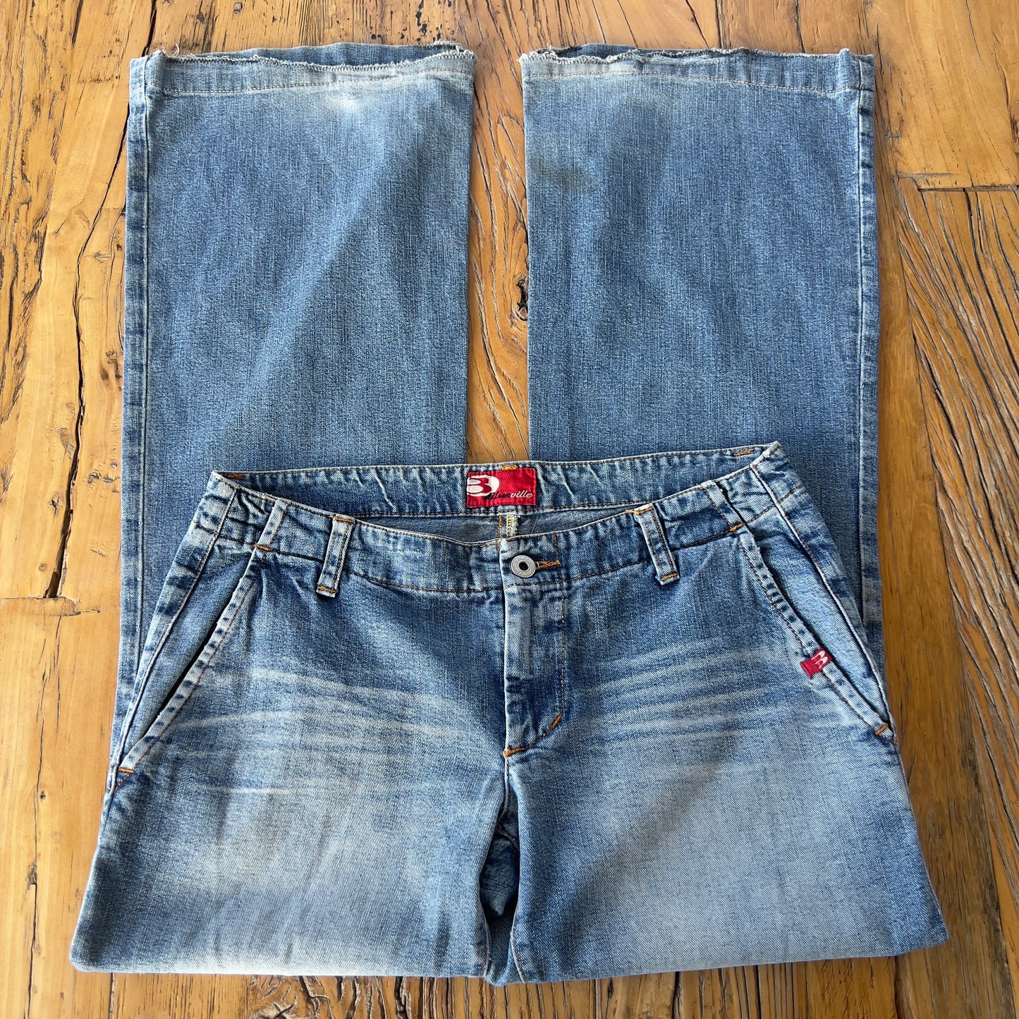 low rise wide leg jeans