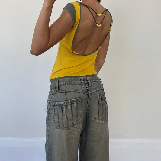 graphic backless tee