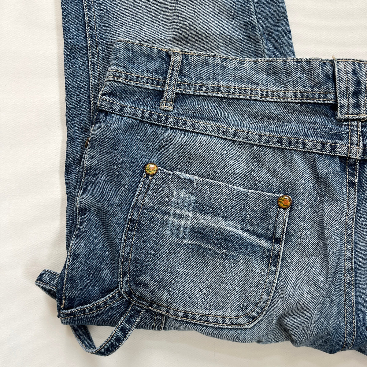 baggy denim jeans