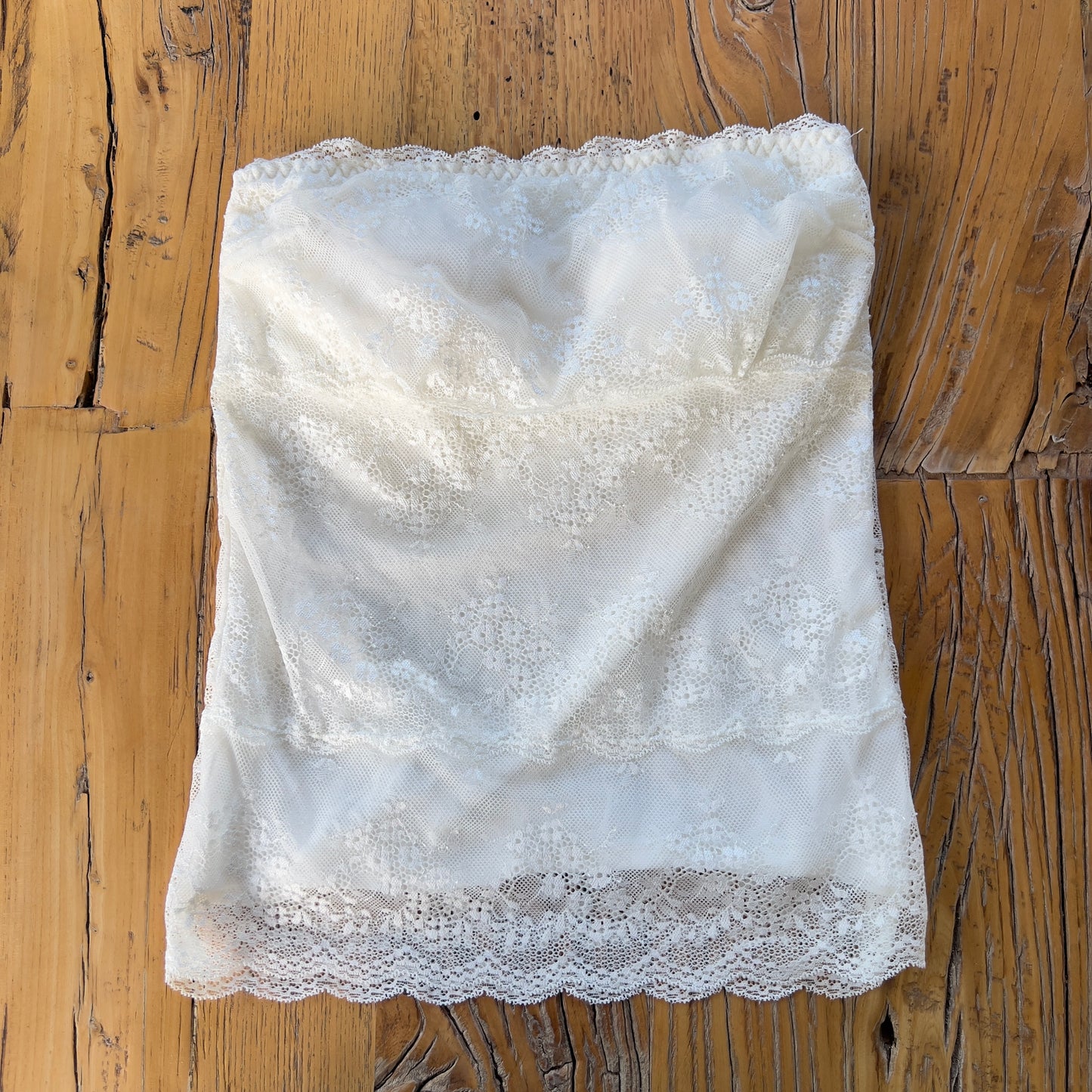 white lace strapless top