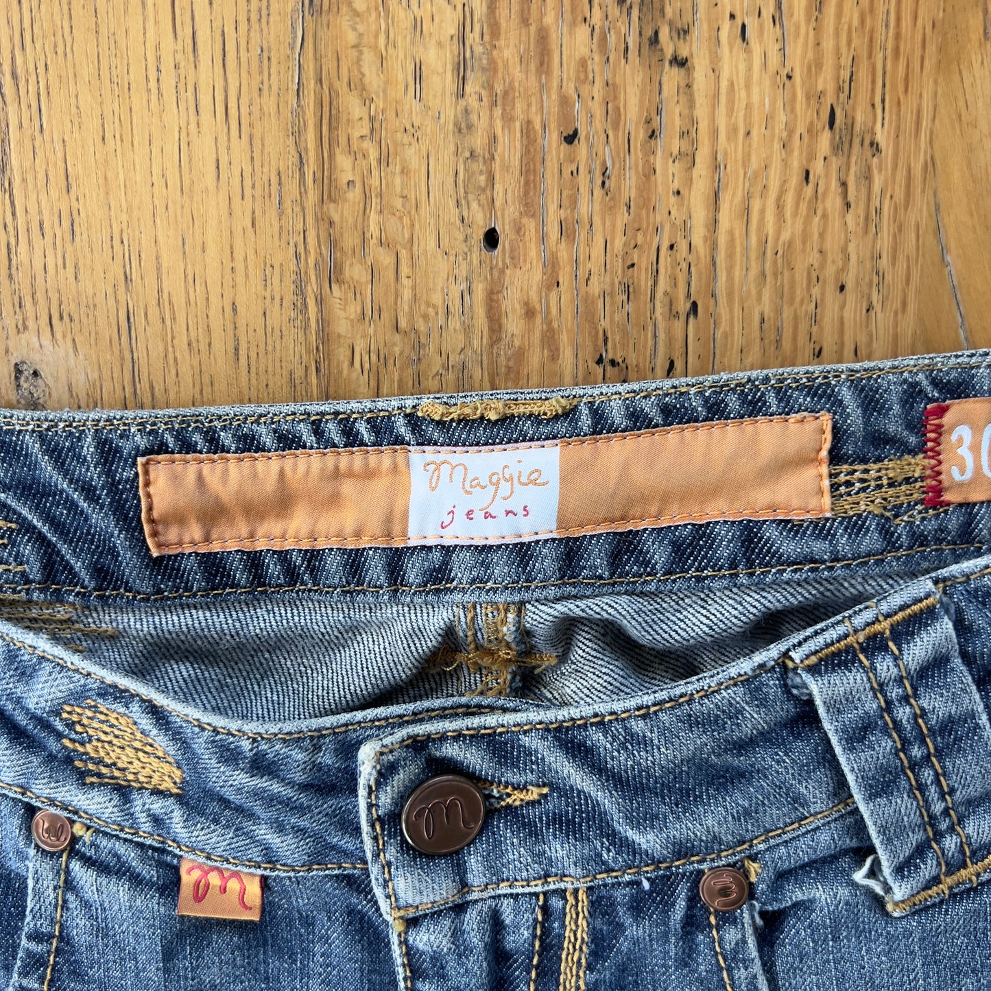 low rise baggy jeans