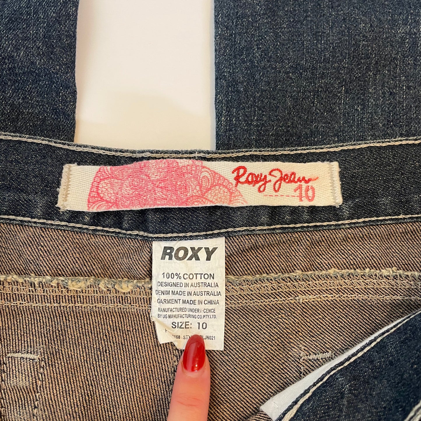2000s Roxy jeans - Size AU 8-10