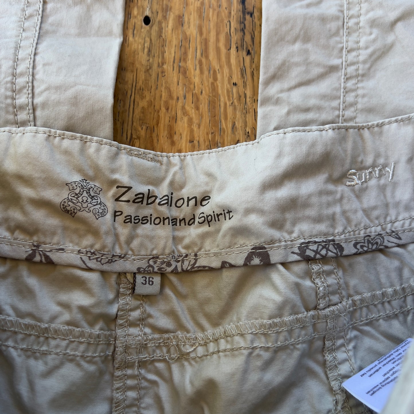 baggy cargo pants