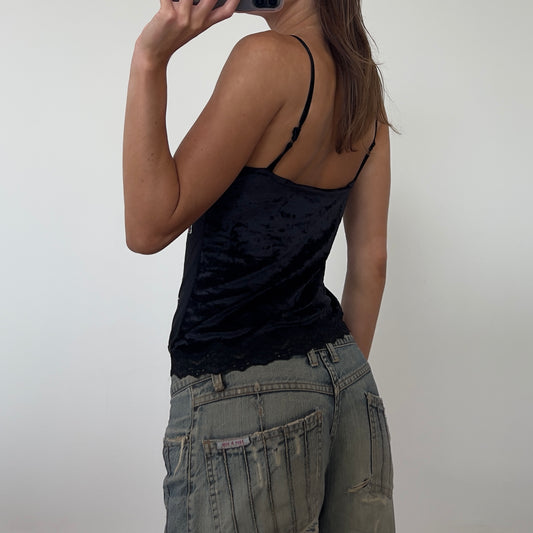 graphic print velvet cami