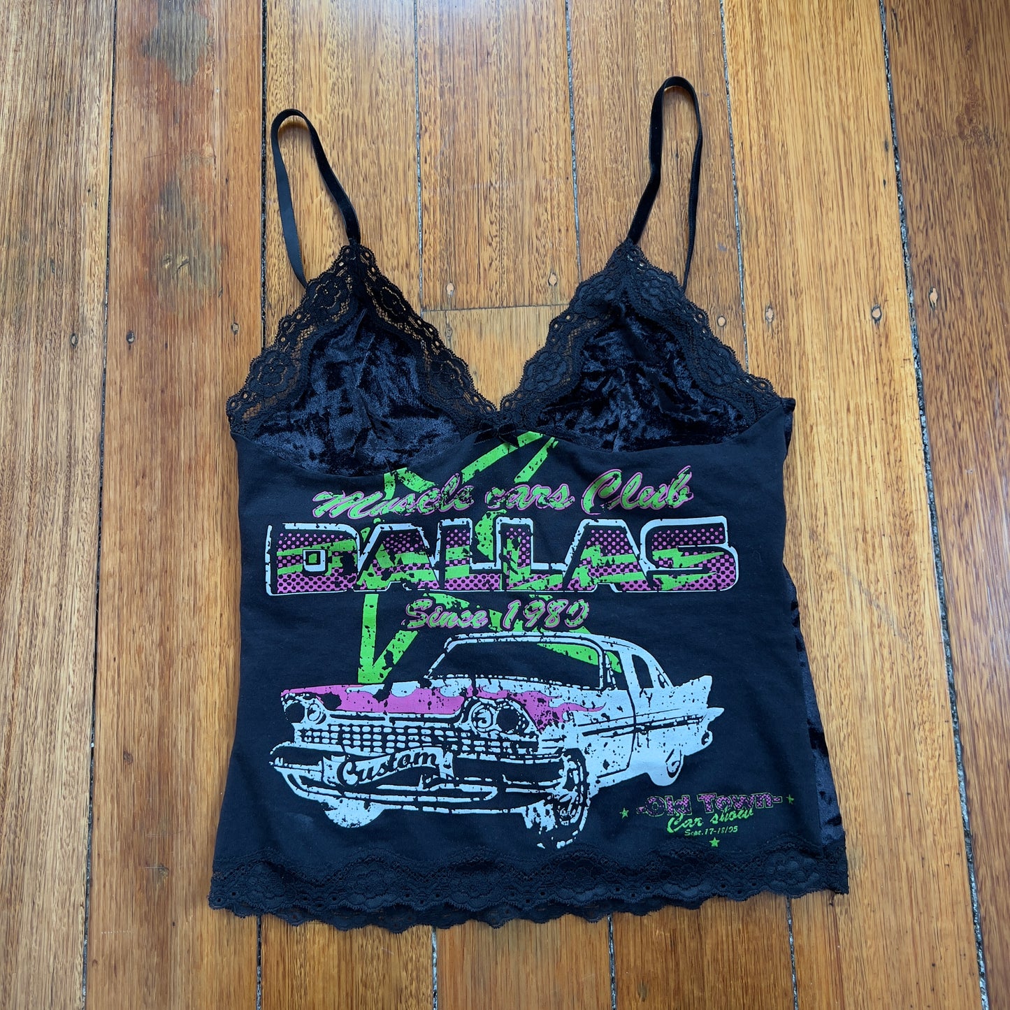 graphic print velvet cami