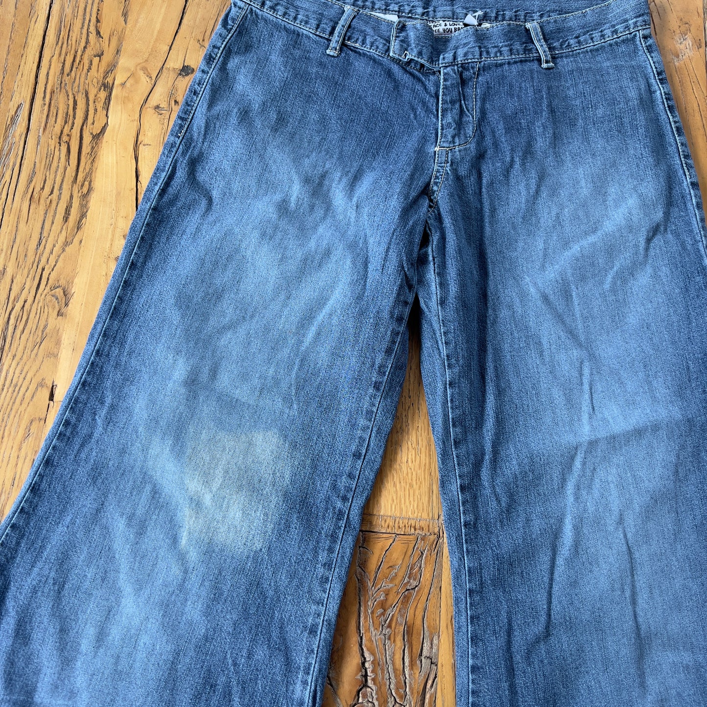 Billabong capri jeans