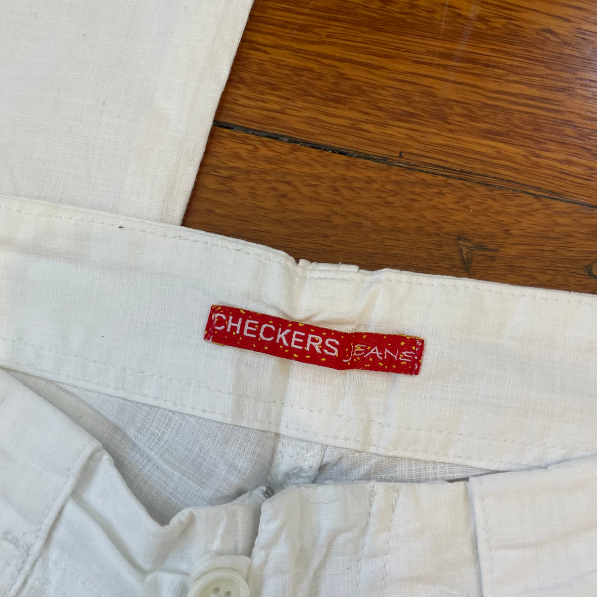white cotton pants