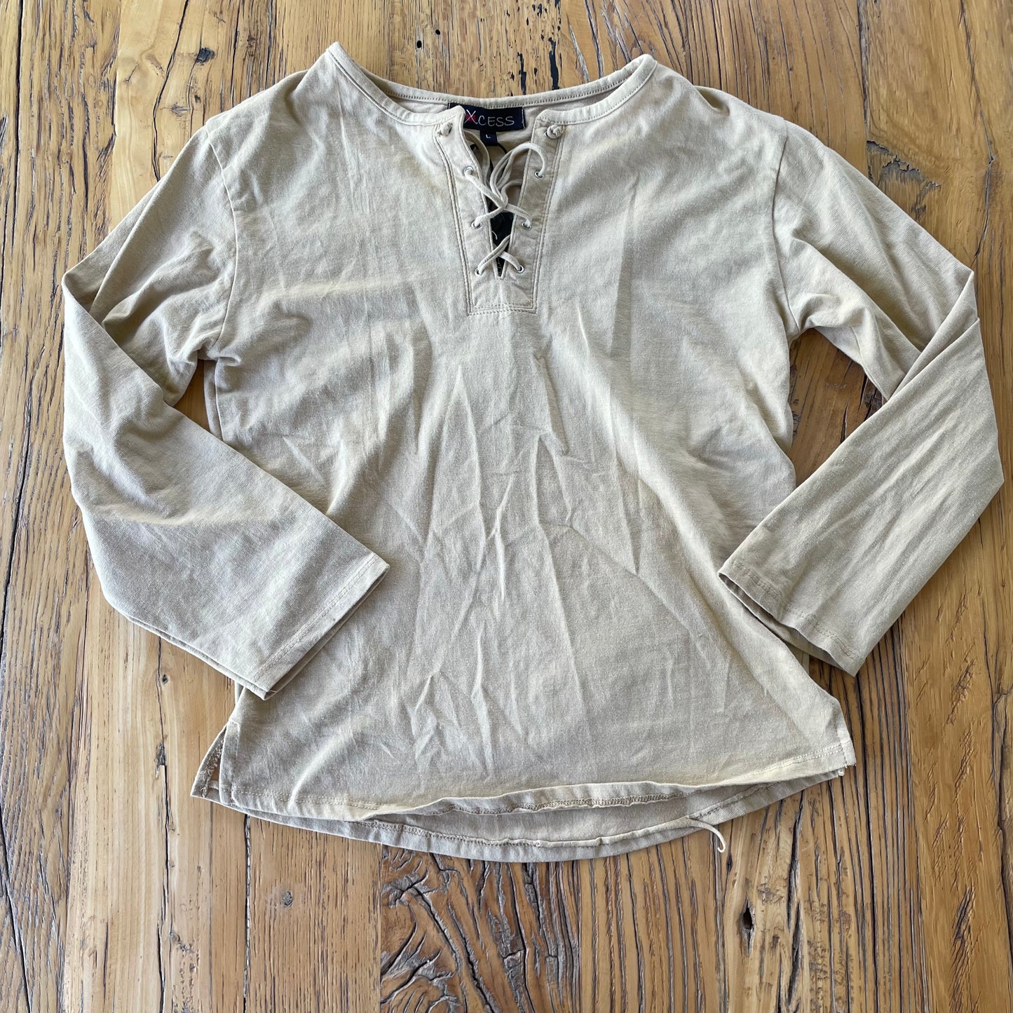 lace up 3/4 sleeve top