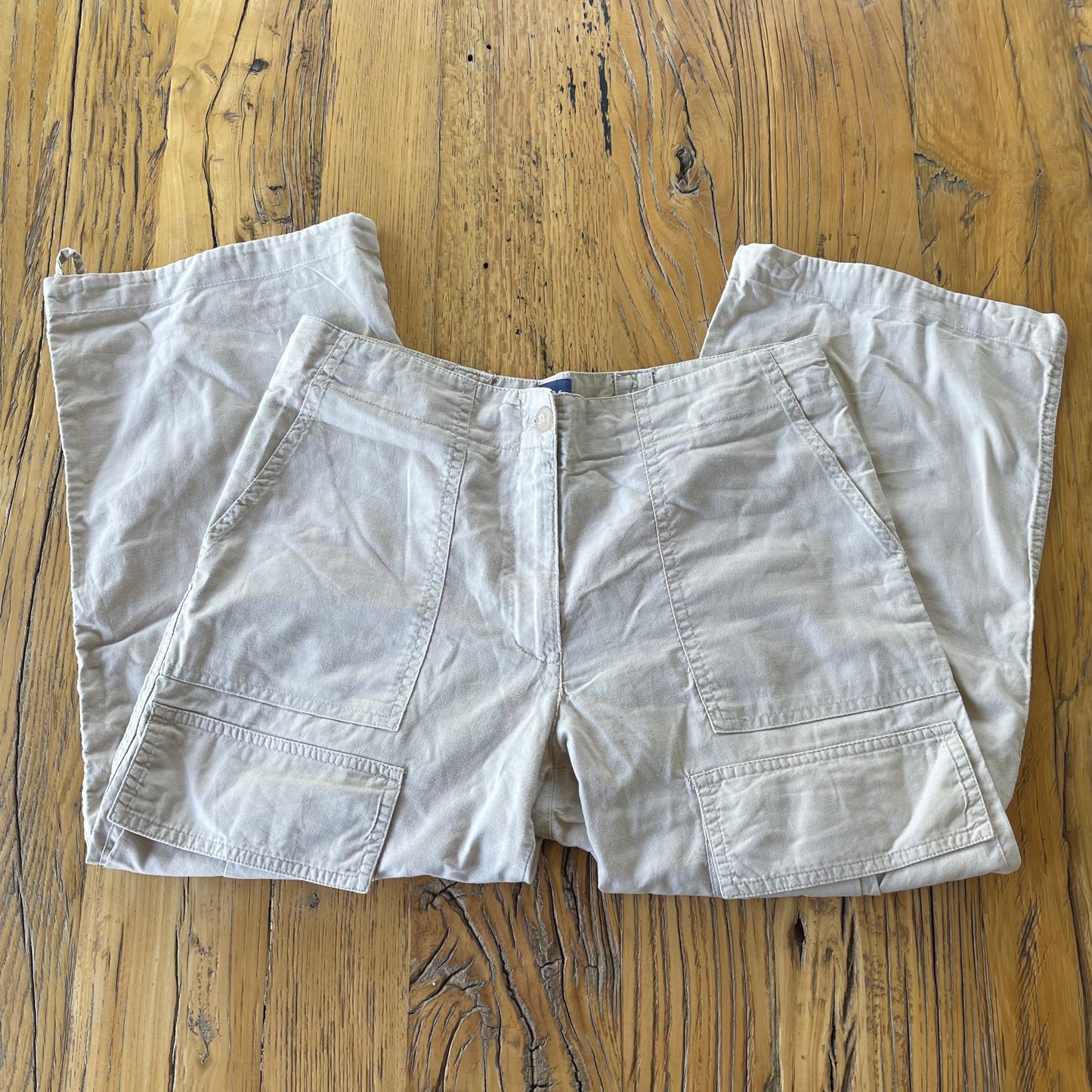 cargo capri pants