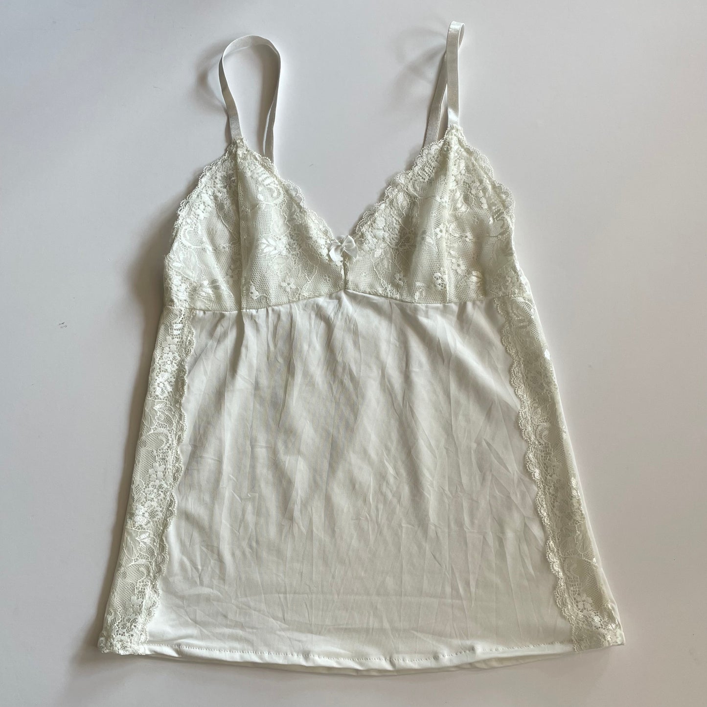 2000s white cami