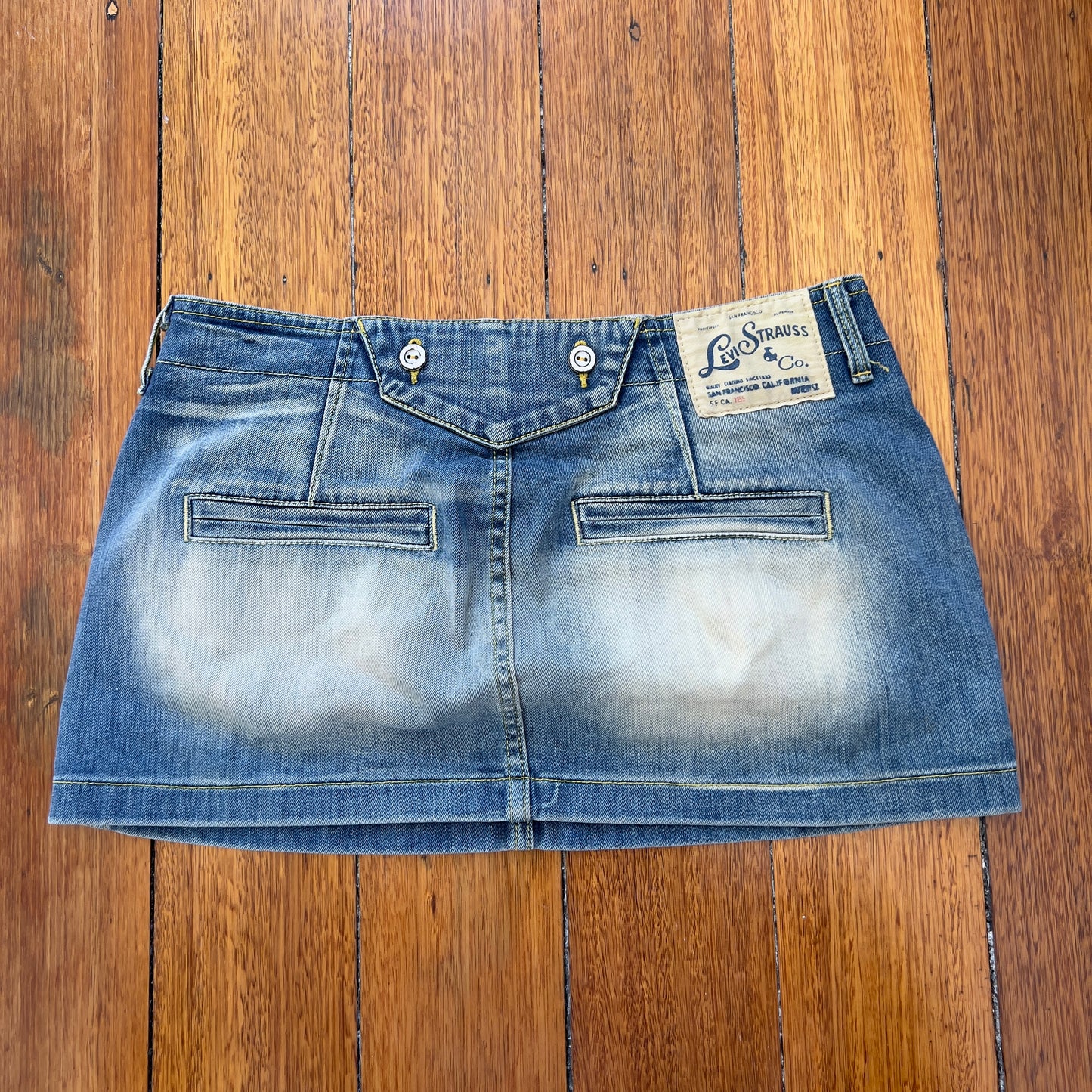 Levi's mini skirt