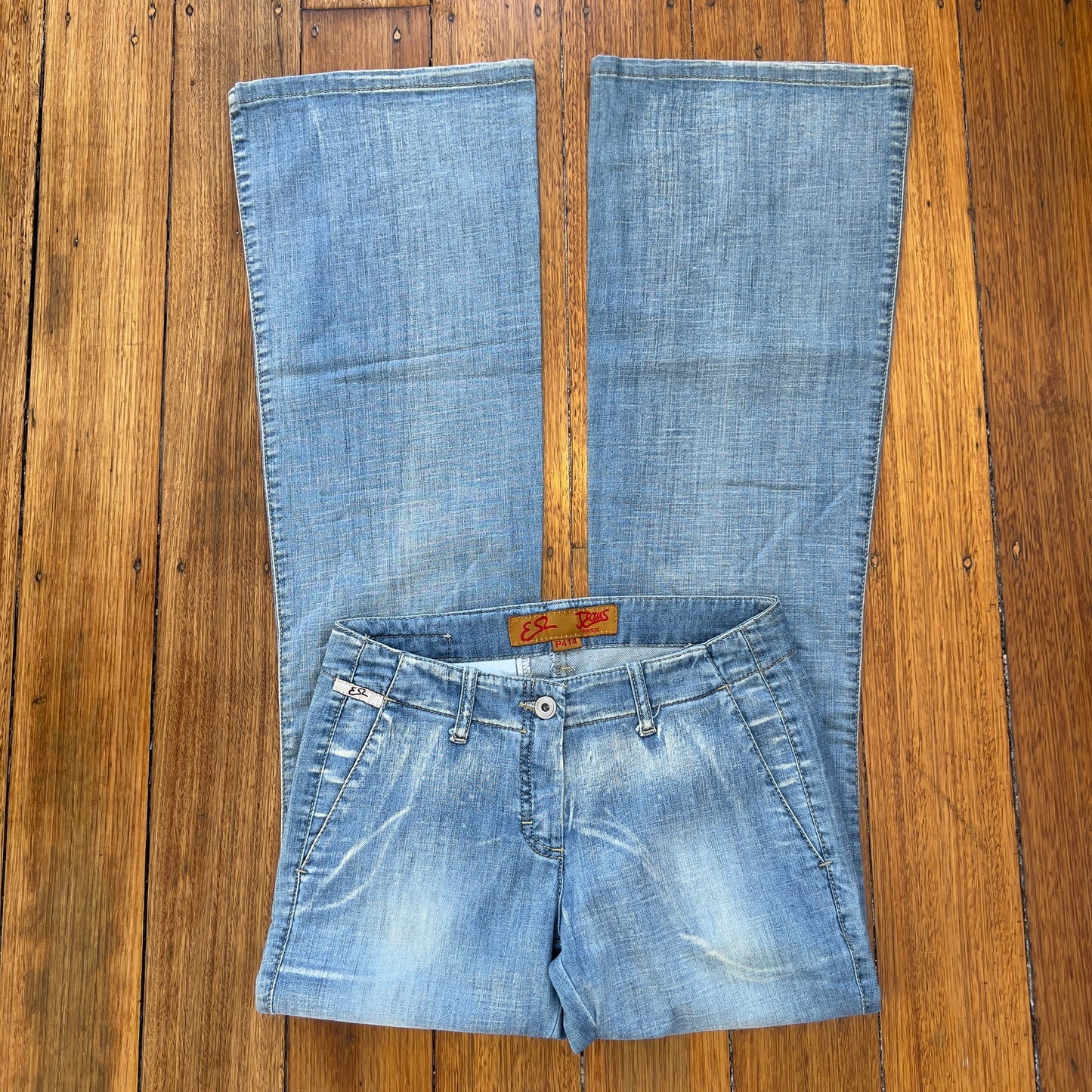 low rise flared jeans