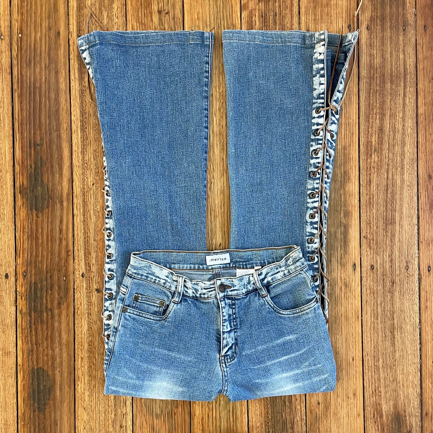 lace up style jeans