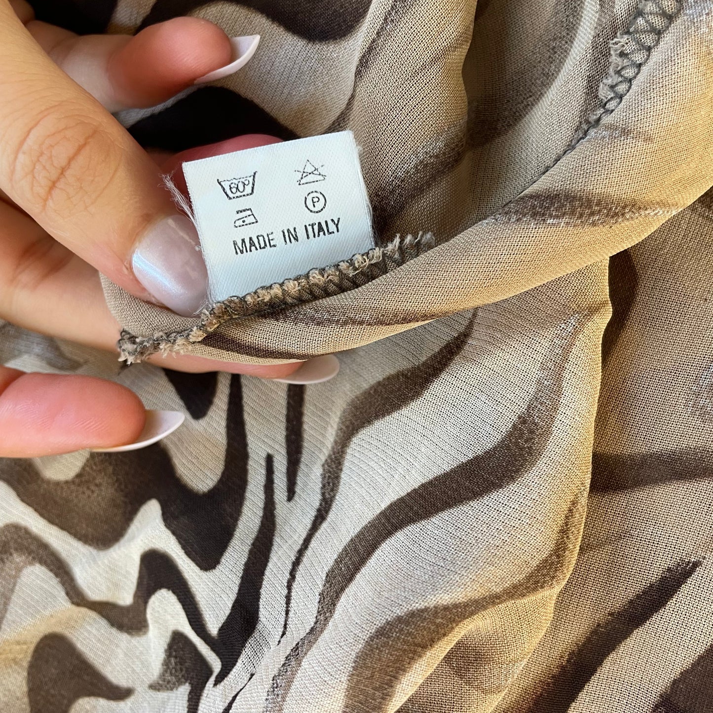 graphic print maxi skirt