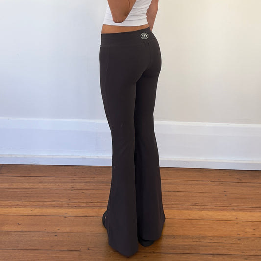 grey Face Off flares