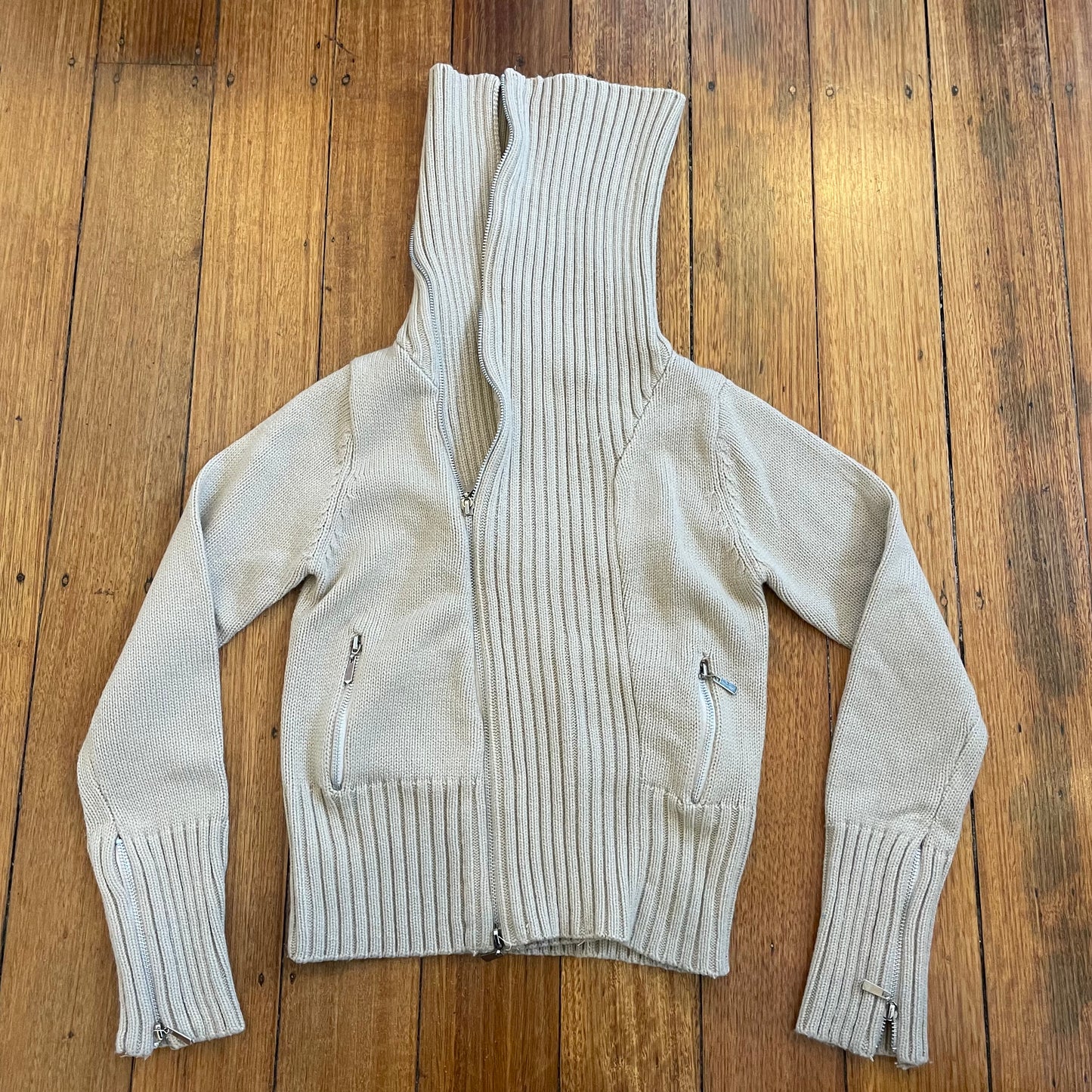 beige zip up knit