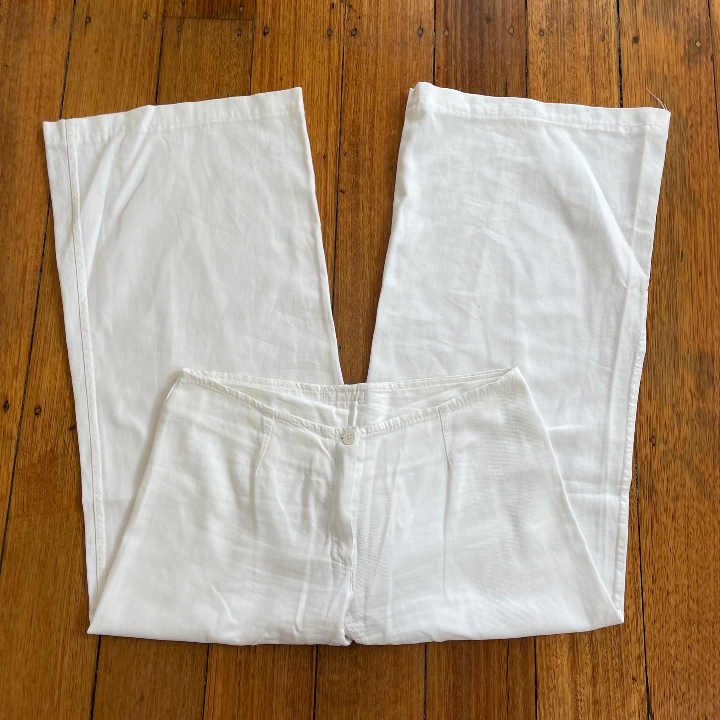 white wide leg pants
