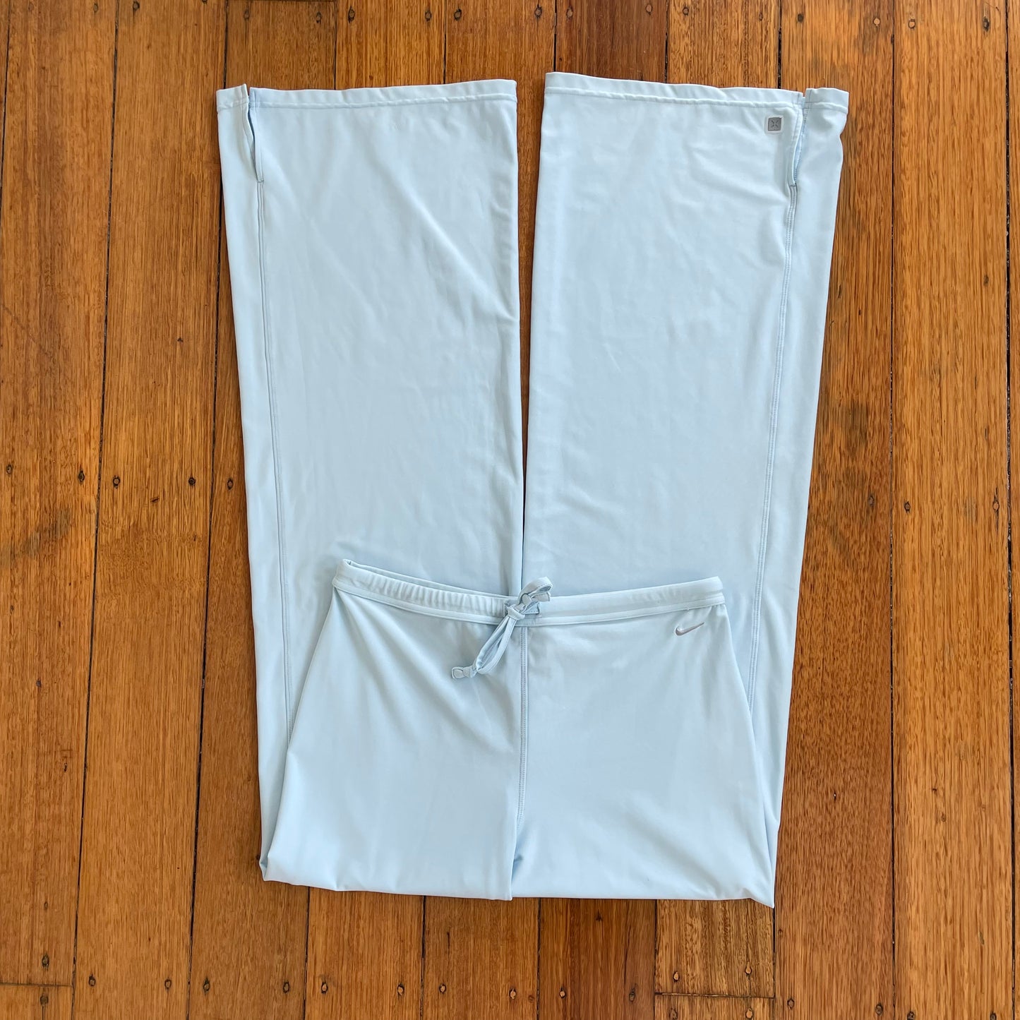blue wide leg pants