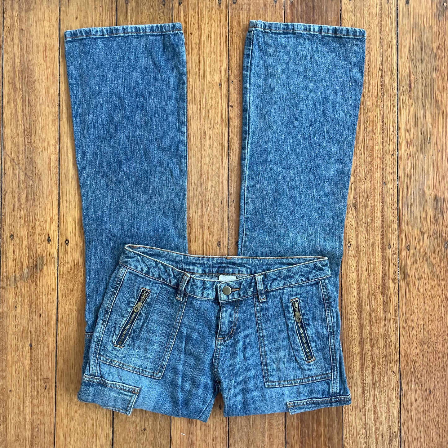 low rise cargo jeans