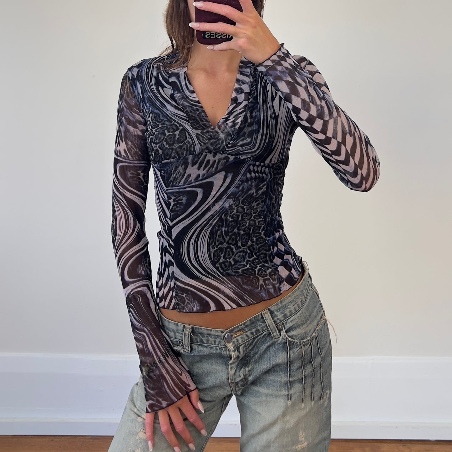 graphic mesh long sleeve