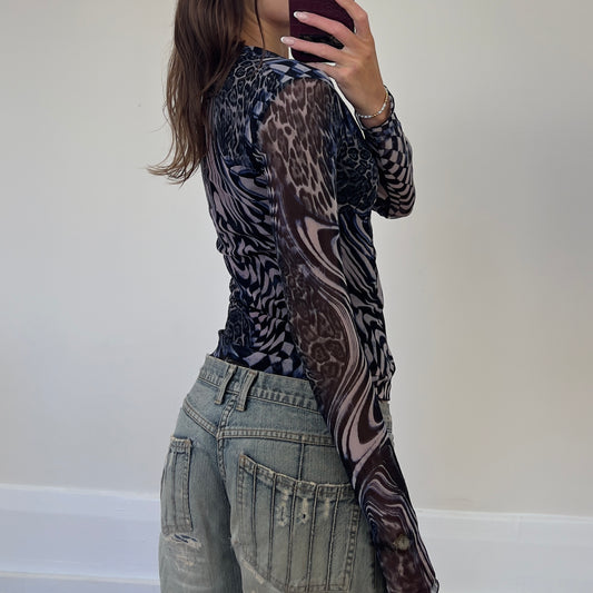 graphic mesh long sleeve