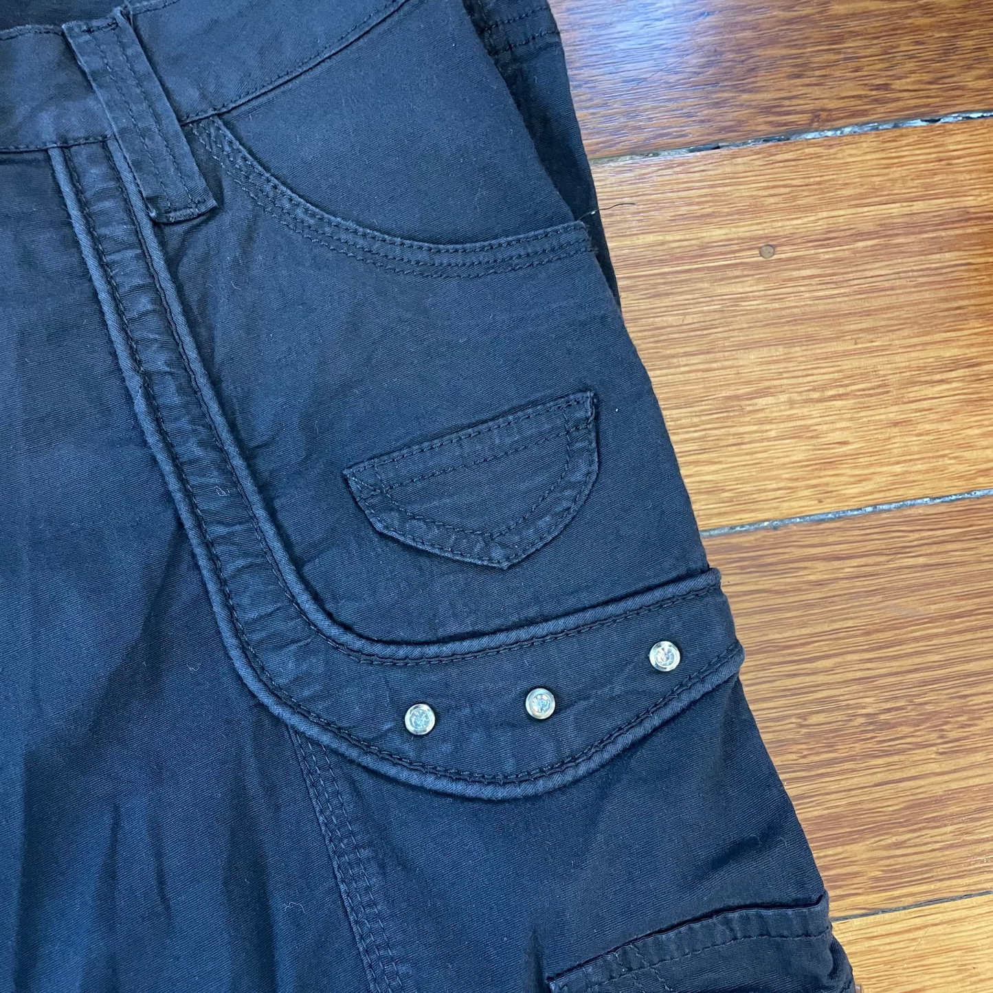 black capri pants