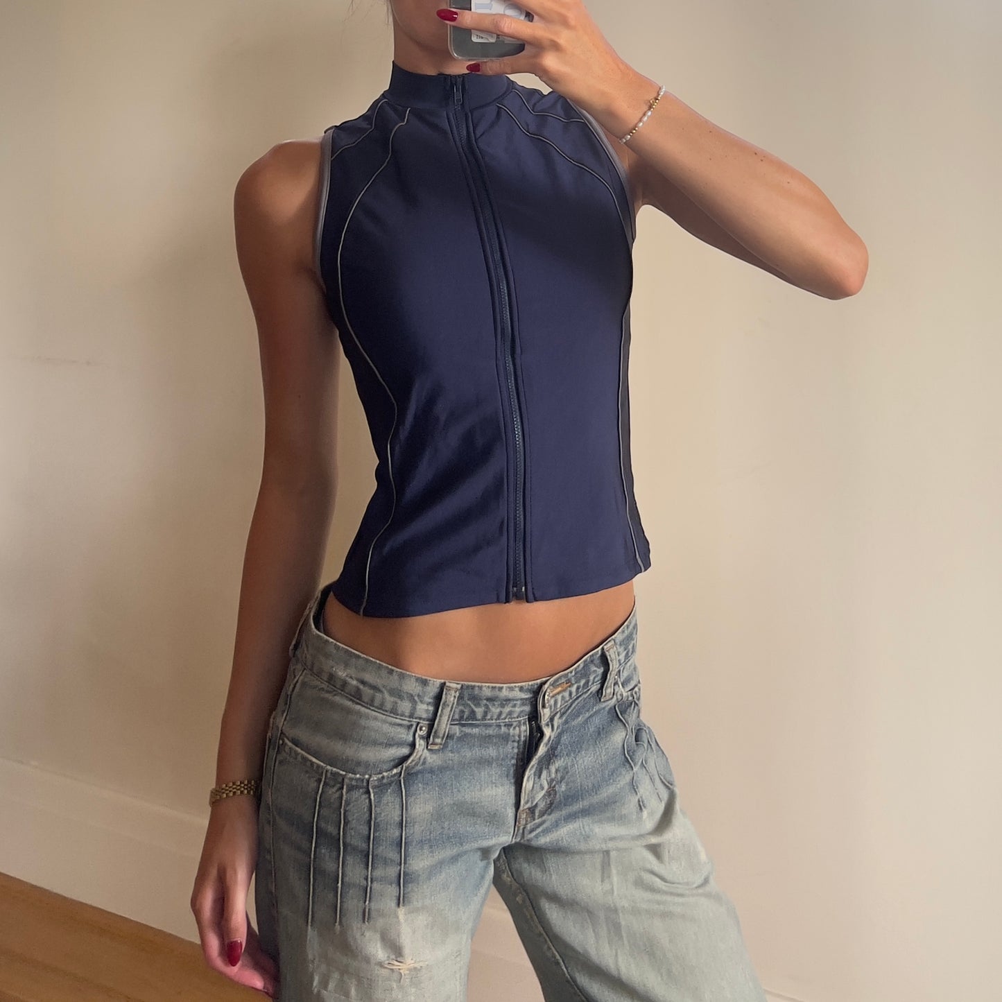 2000s zip-up sports tank
