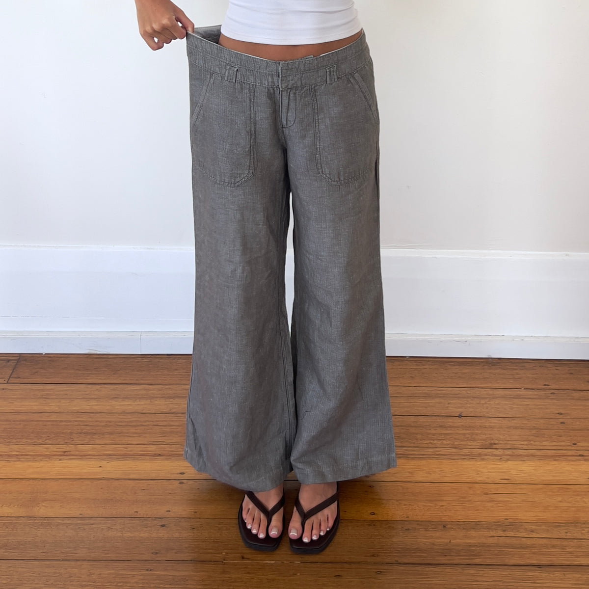 grey wide leg pants