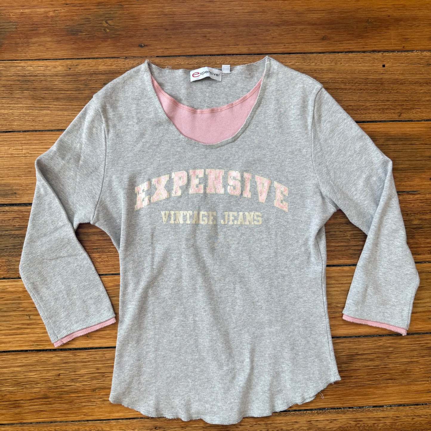 graphic 3/4 sleeve top