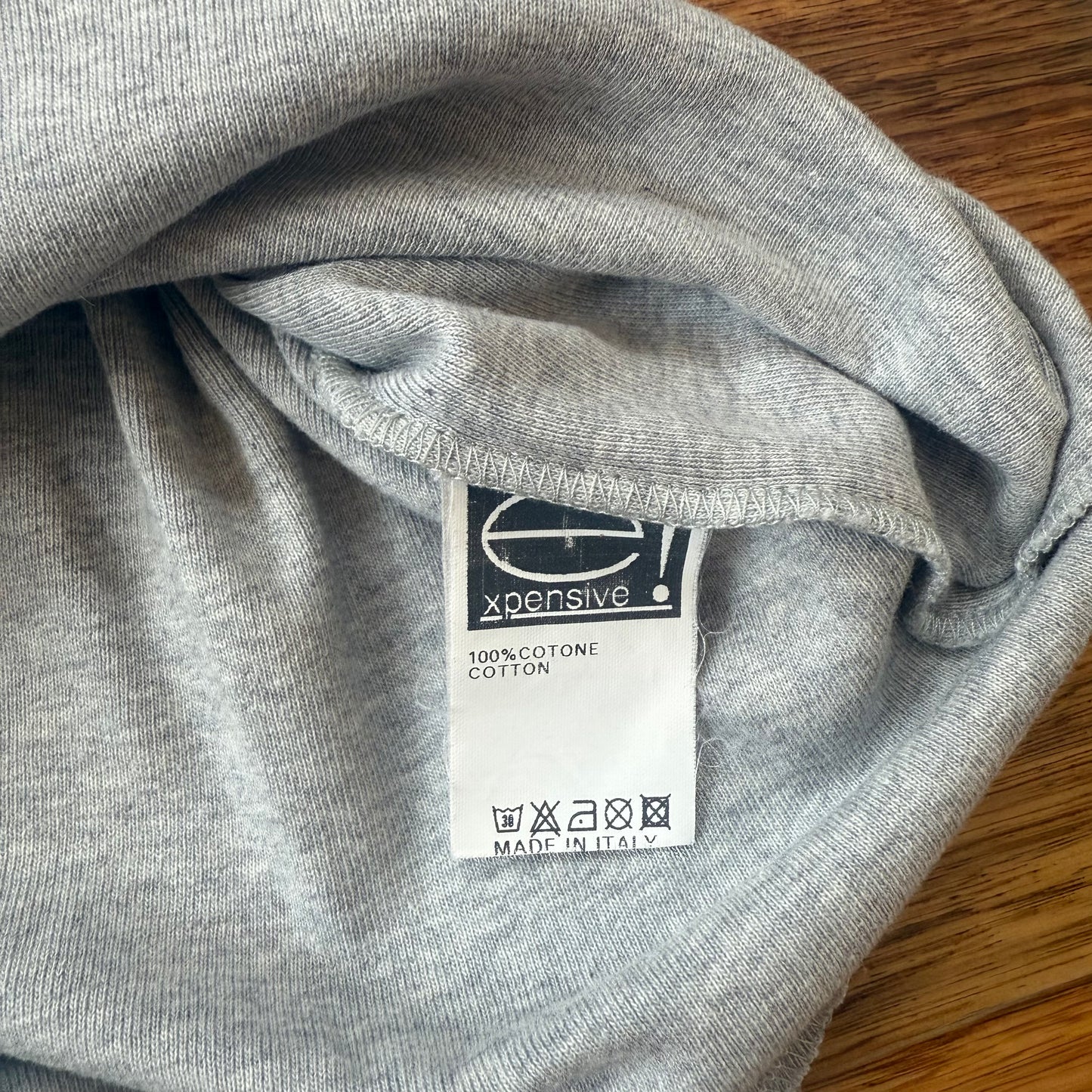 graphic 3/4 sleeve top