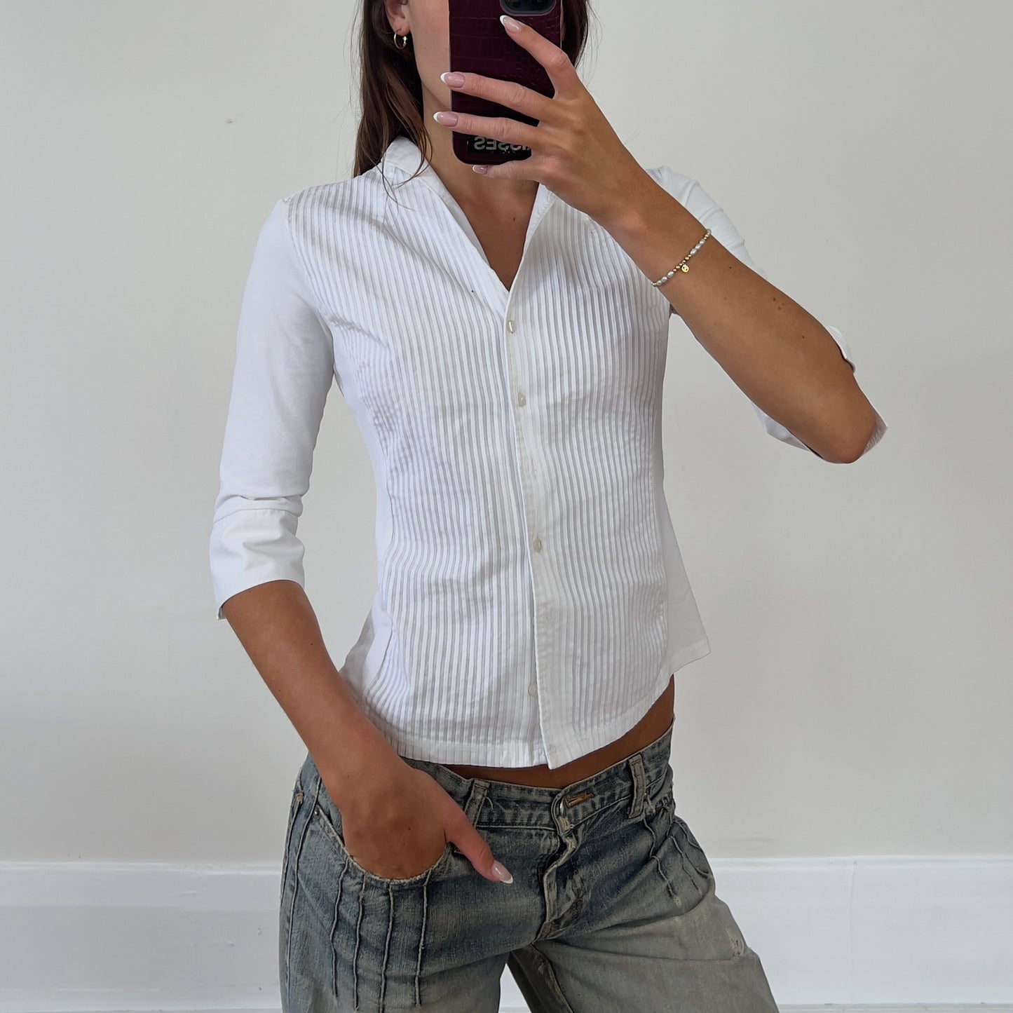 white 3/4 sleeve top