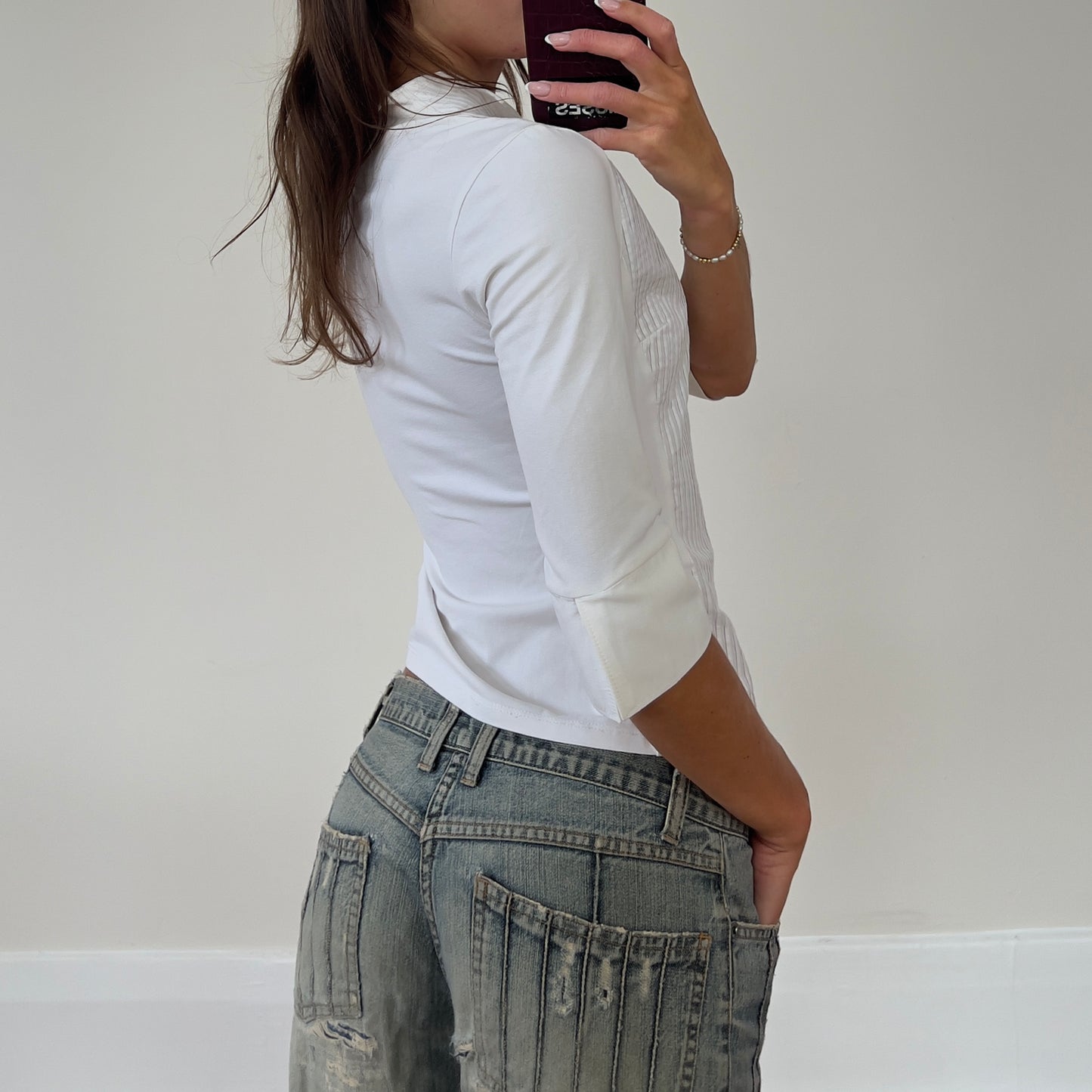 white 3/4 sleeve top