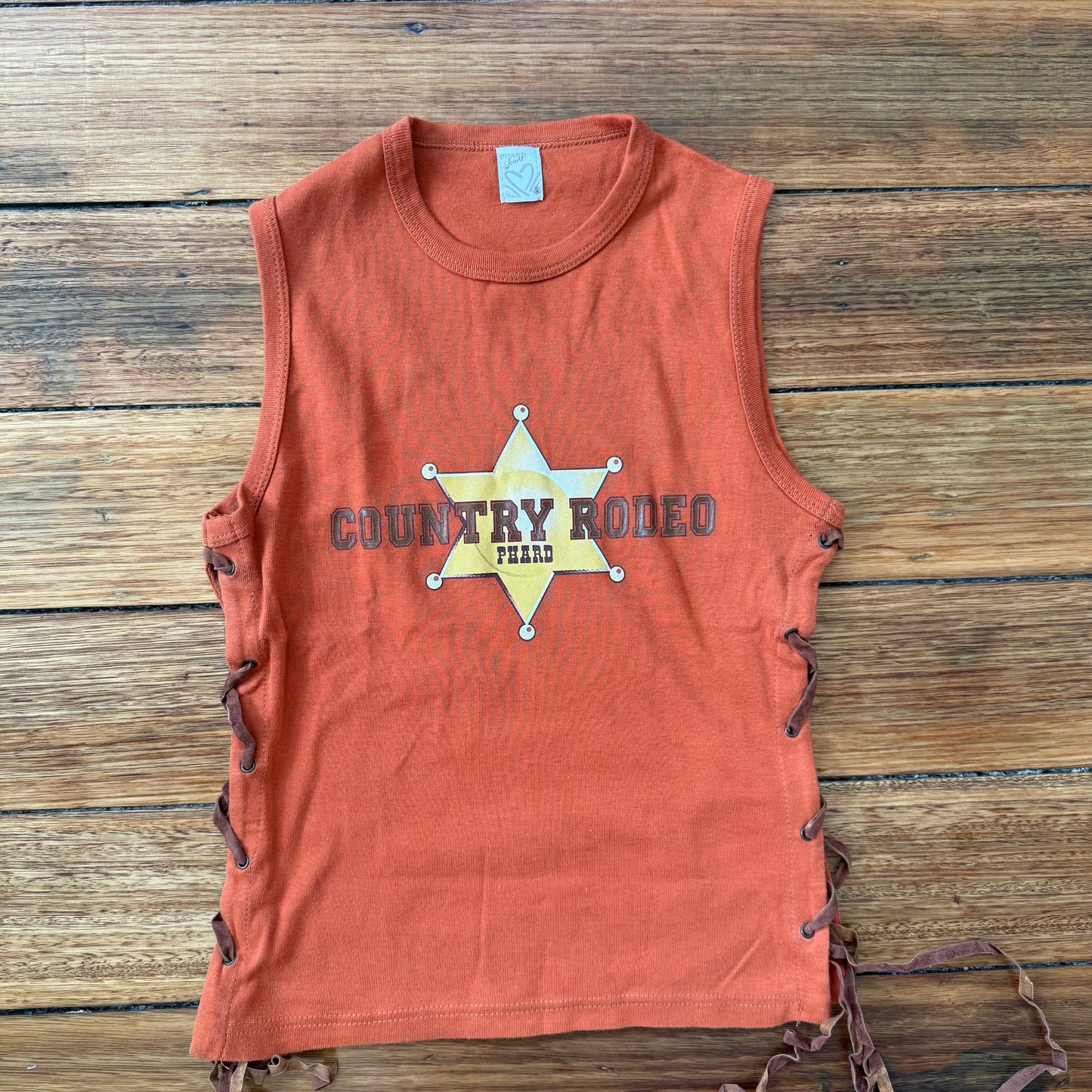 graphic country tank