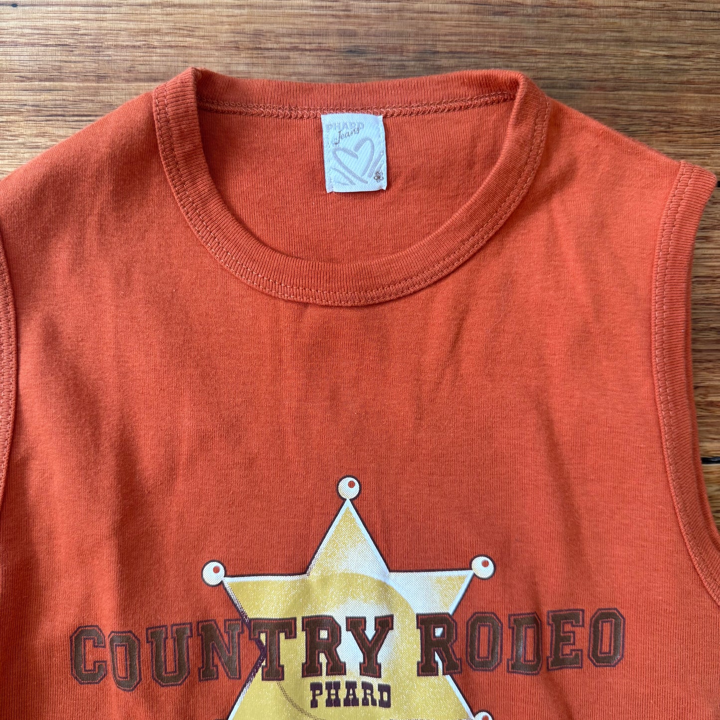 graphic country tank