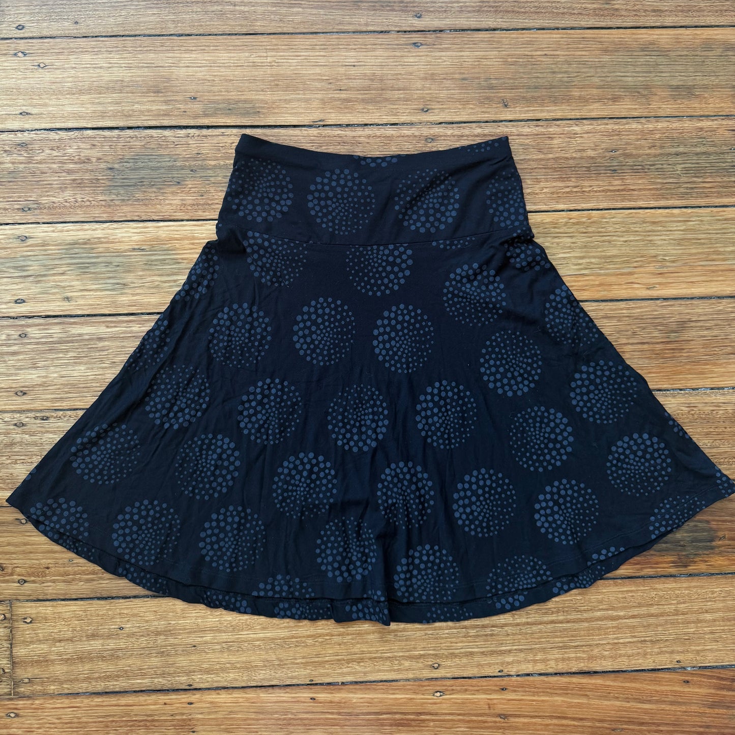 black graphic midi skirt