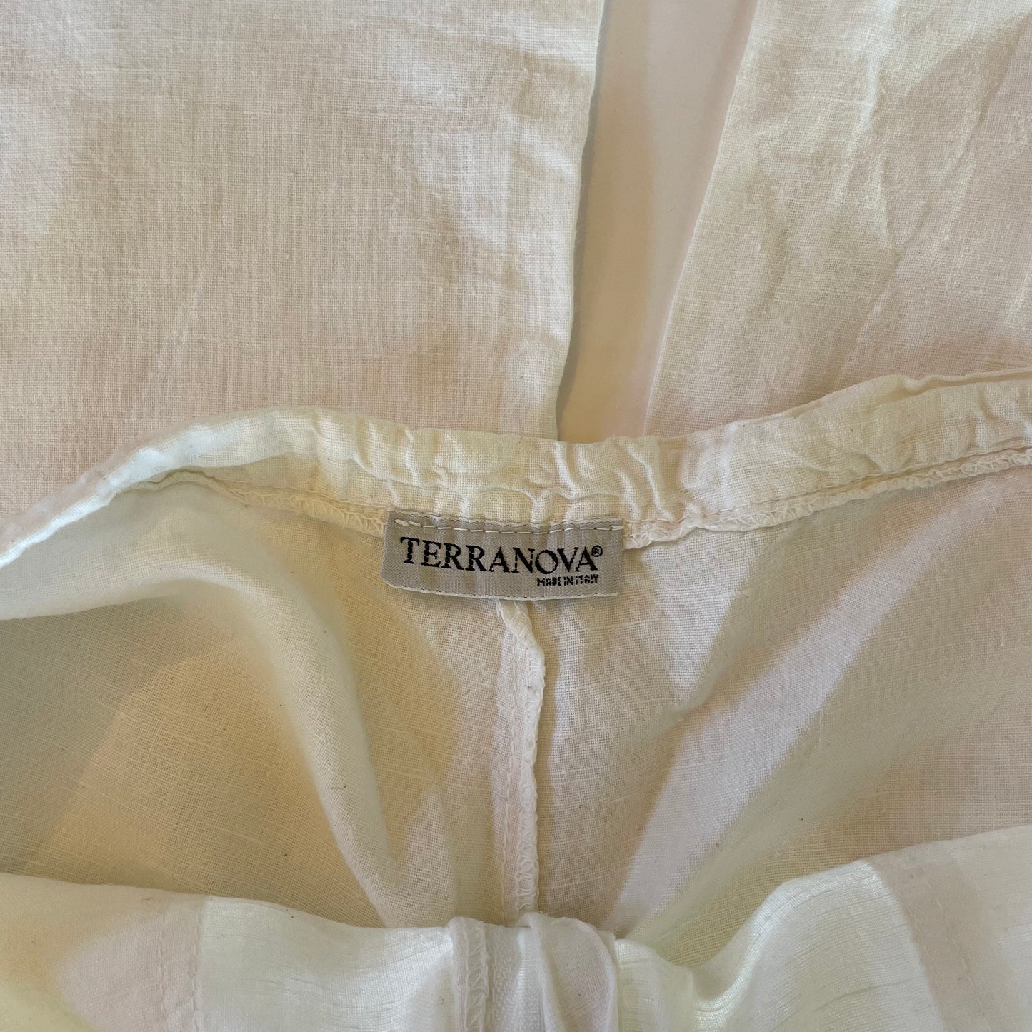 white linen pants