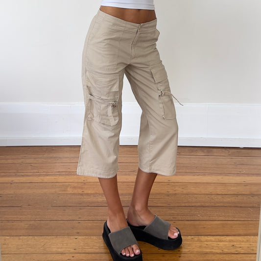 cargo capri pants